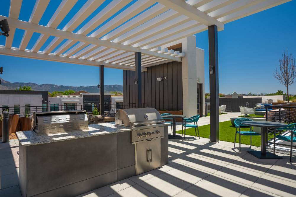 Outdoor grilling area at Olympus Latitude in Albuquerque, New Mexico