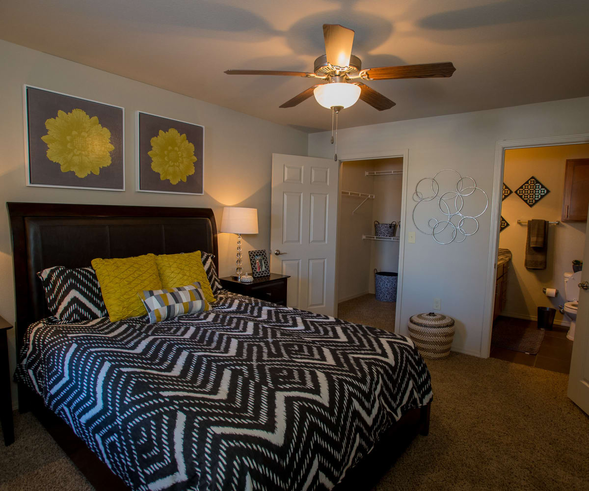 Villas at Canyon Ranch master bedroom in Yukon, Oklahoma