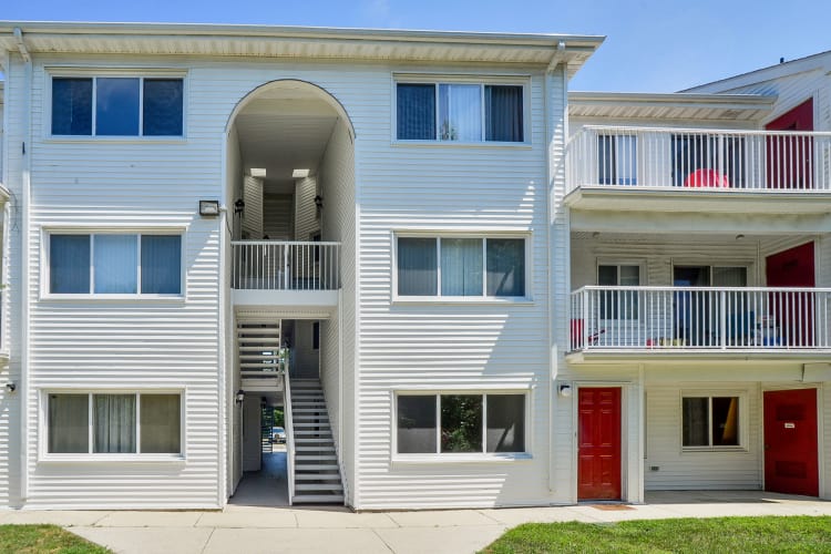 Apartments at Seagrass Cove Apartment Homes in Pleasantville, New Jersey