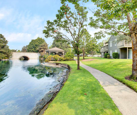 Enjoy the neighborhood at Waters Edge Apartments in Kent