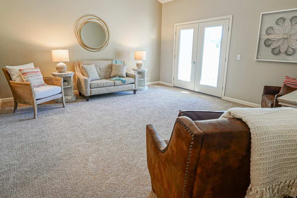 Modern Apartments at Harmony at Harts Run in Glenshaw, Pennsylvania