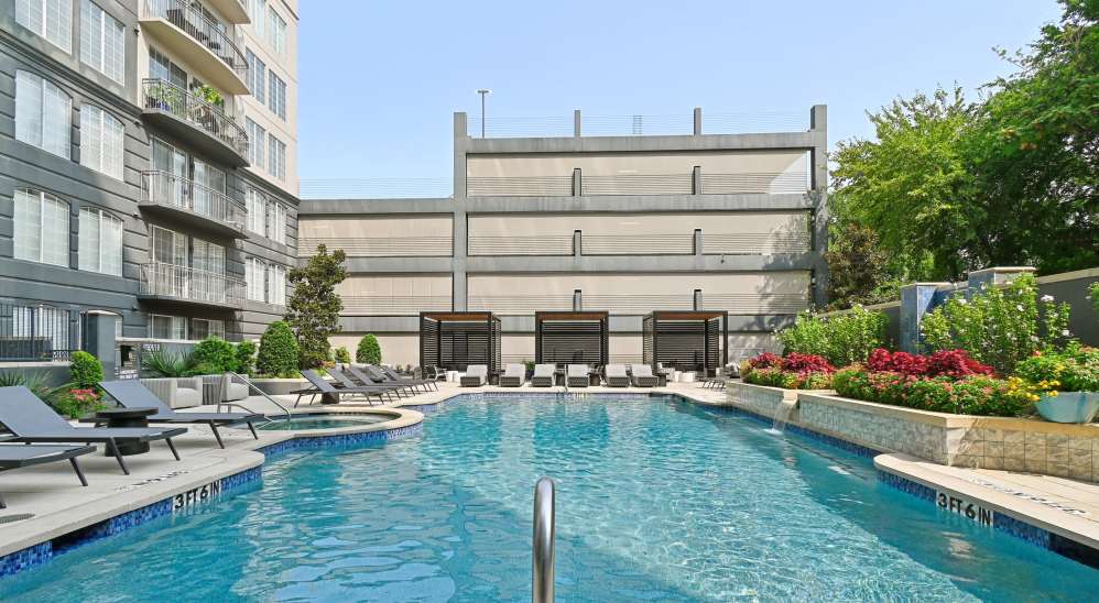 Pool at Remi (7 of 7)