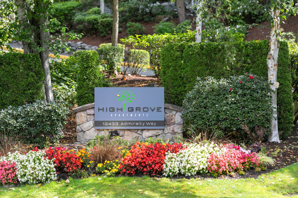 The front sign at HighGrove Apartments in Everett, Washington