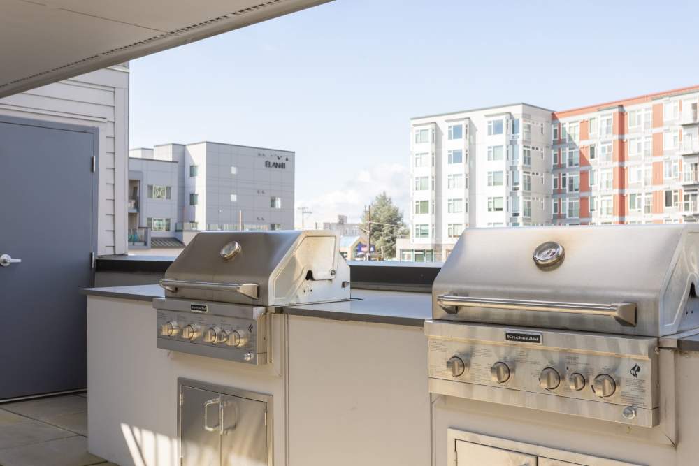 Grill area at Elan 41 Apartments in Seattle, Washington