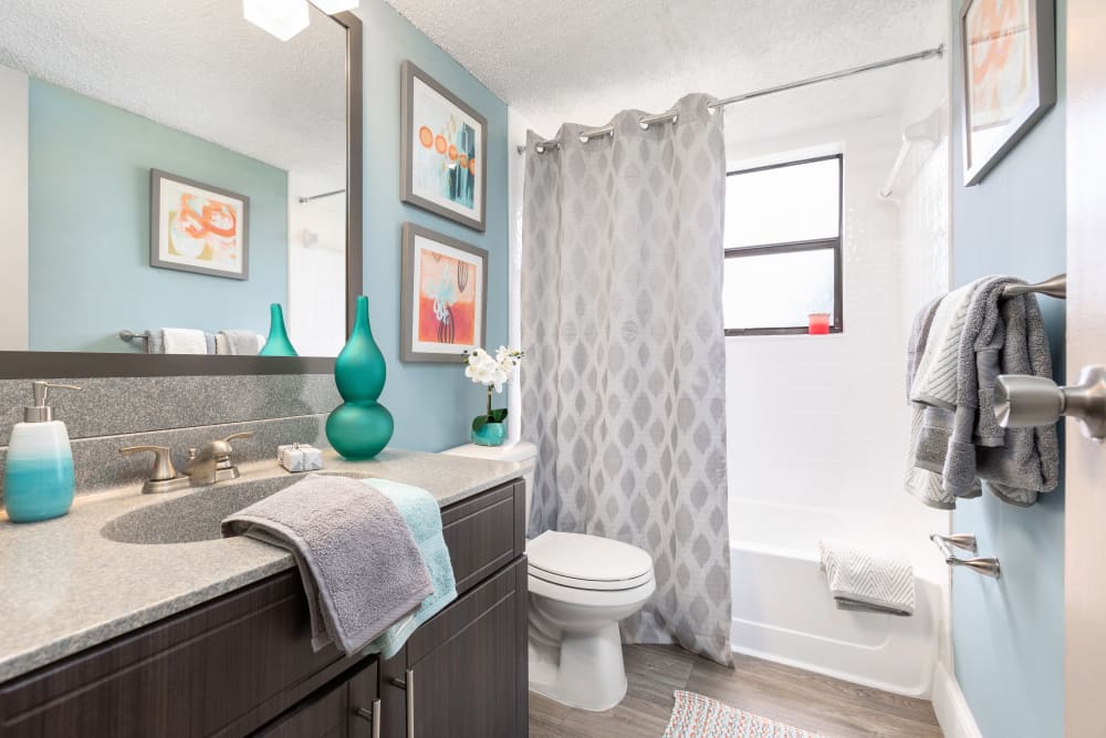 Model bathroom at Siena Apartments in Plantation, Florida