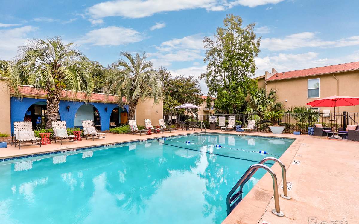 Sparkling swimming pool at Spanish Oaks in Charleston, South Carolina