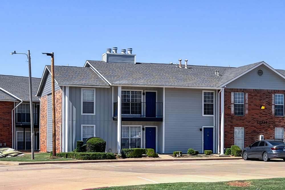 Exterior view of an apartments at Quail Ridge in Oklahoma City,Oklahoma