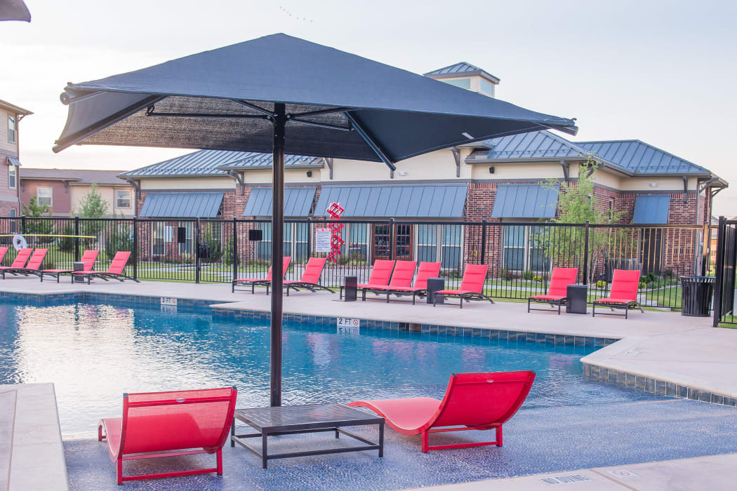 Swimming pool at Icon at Hewitt in Hewitt, Texas