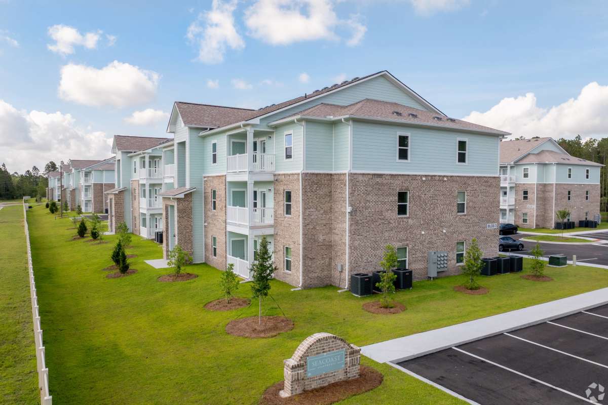 Building exterior at Seacoast Apartments in St Marys, Georgia