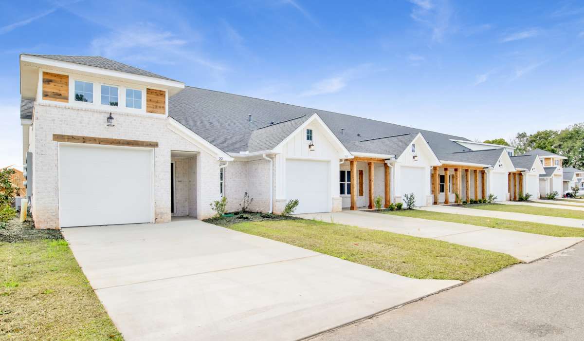 Charming community at Wyld Palms in Foley, Alabama