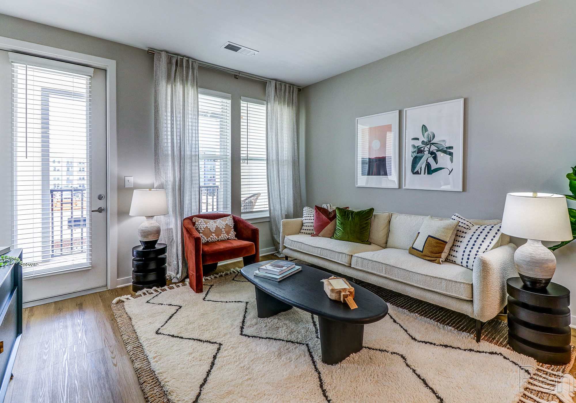 Upscale Apartments at Mosby Bridge Street in Huntsville, Alabama