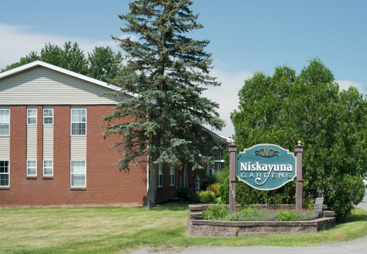 Entrance Sign at Niskayuna Gardens in Niskayuna