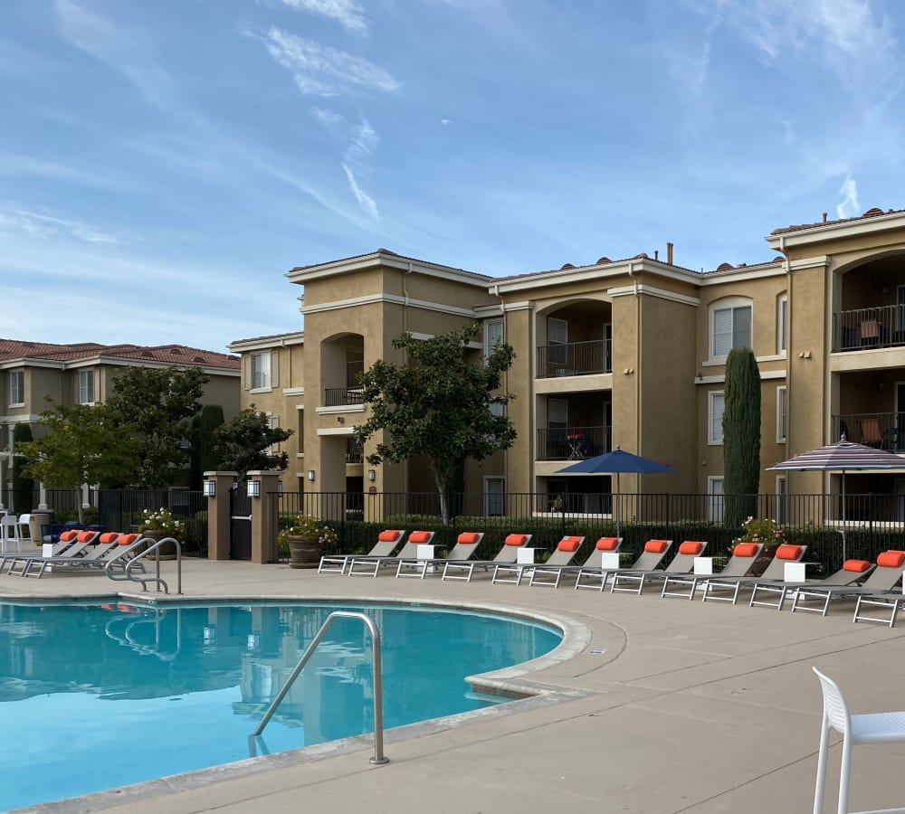 Comfortable and modern pool and clubhouse at Avery at Moorpark in Moorpark, California