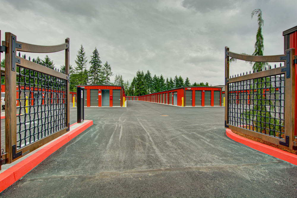Wide driveways between units at Storage Works Vancouver Mall in Vancouver, Washington