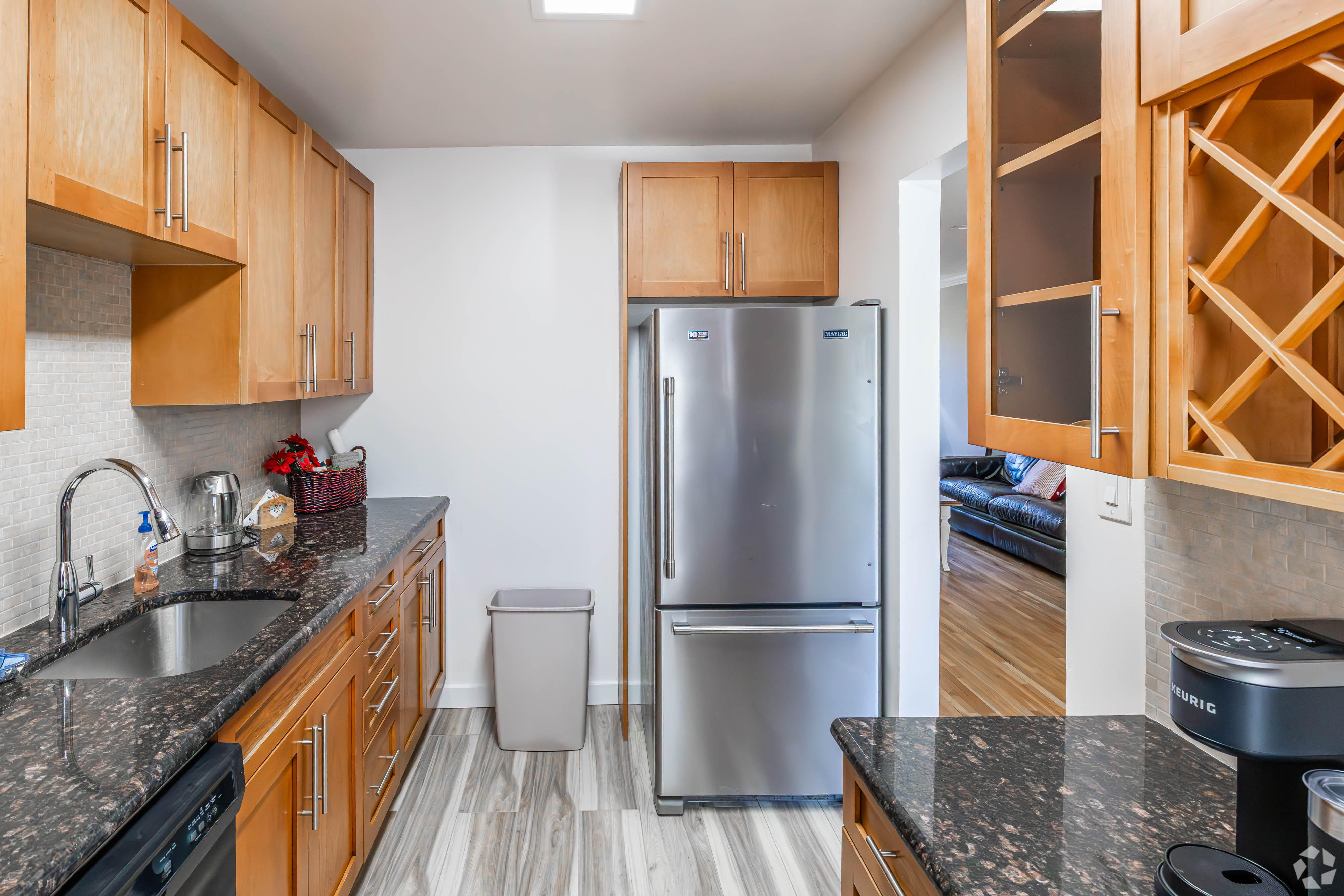 2 BR, 2.5 BA - 1955 Sq Ft (Kitchen)