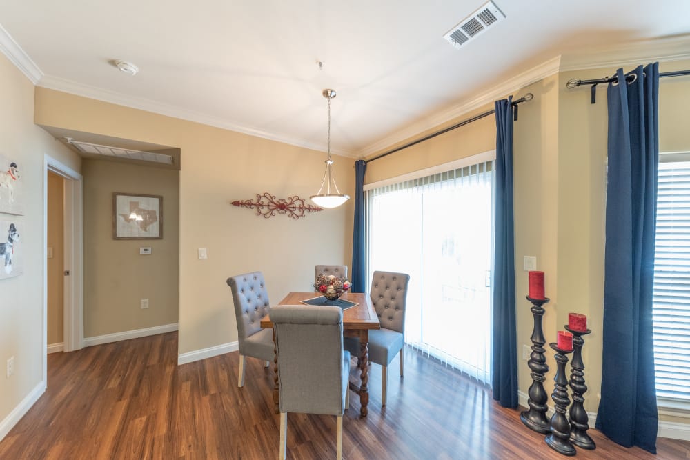 Breakfast nook with hardwood floors at Hilltops in Conroe, Texas