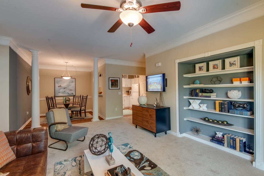 Legacy at Meridian showcase a beautiful living room in Durham, North Carolina