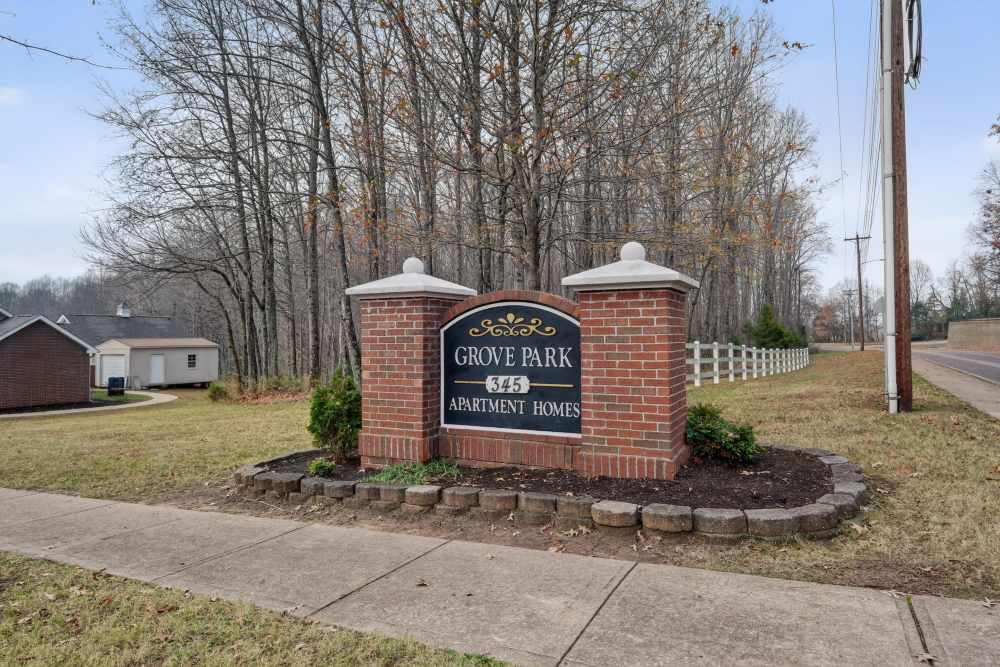 Signage of Grove Park in Paris. TN