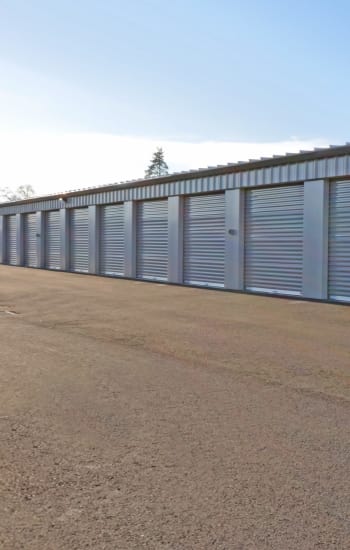 Exterior shot of Oregon RV & Storage our units