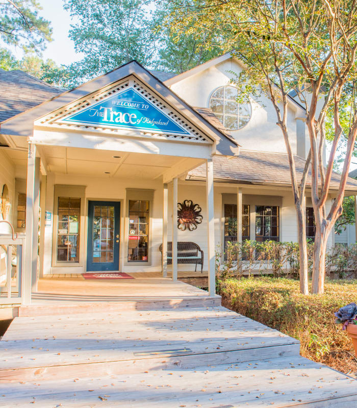 Front entrance to The Trace of Ridgeland in Ridgeland, Mississippi