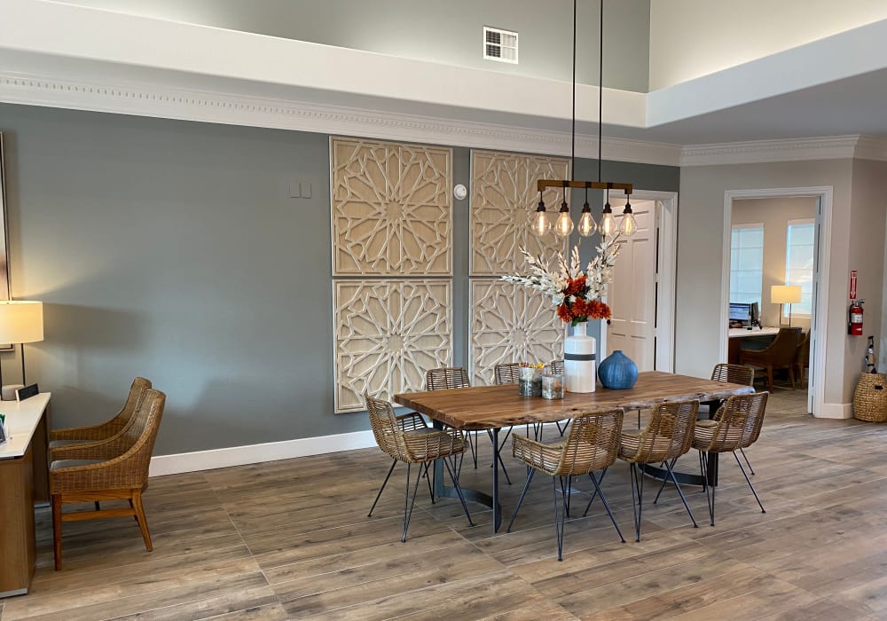 Dinning area at Avery at Moorpark in Moorpark, California