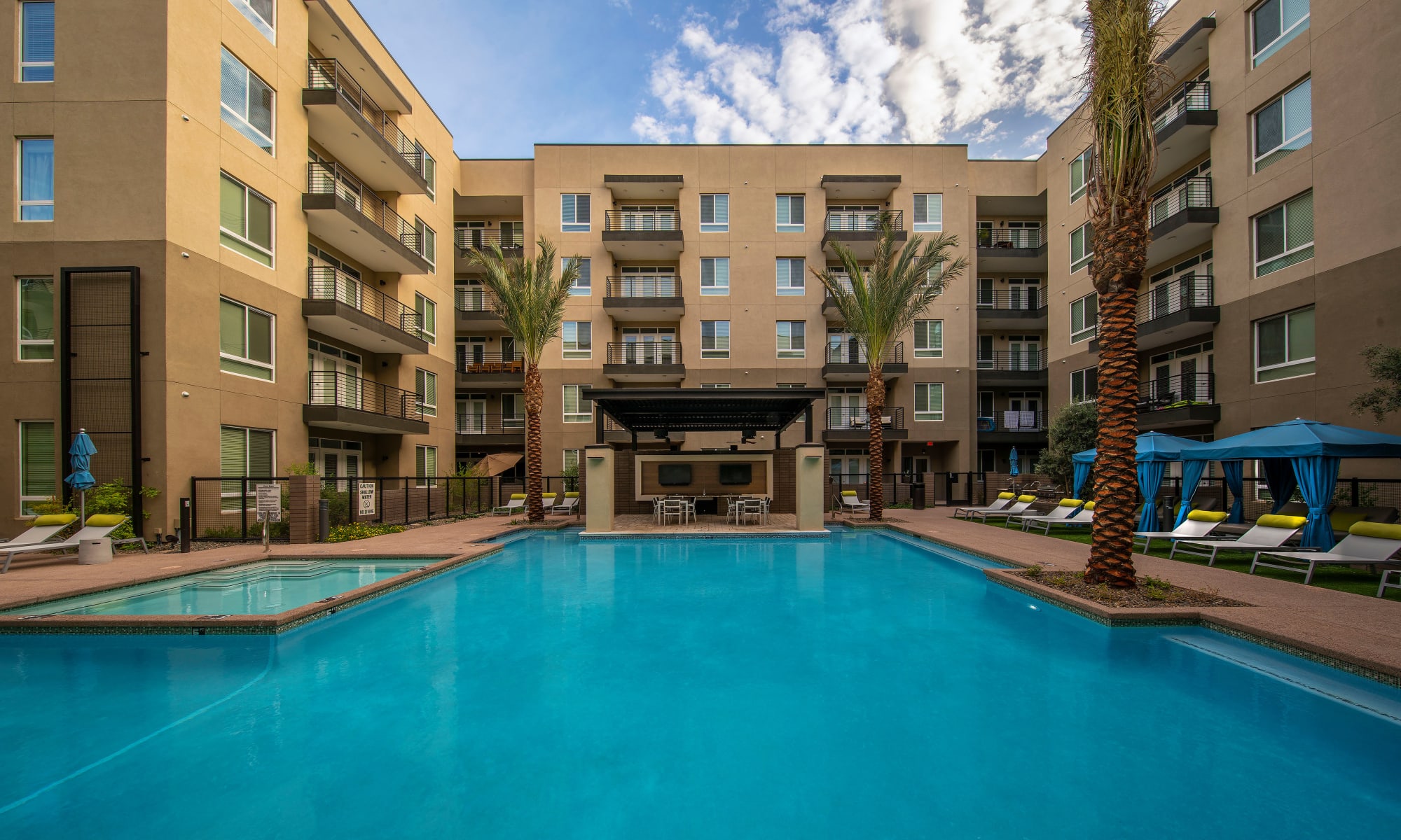 Scottsdale luxury apartments at Carter in Arizona