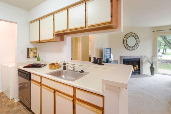 Features at apartments in Midlothian, Virginia
