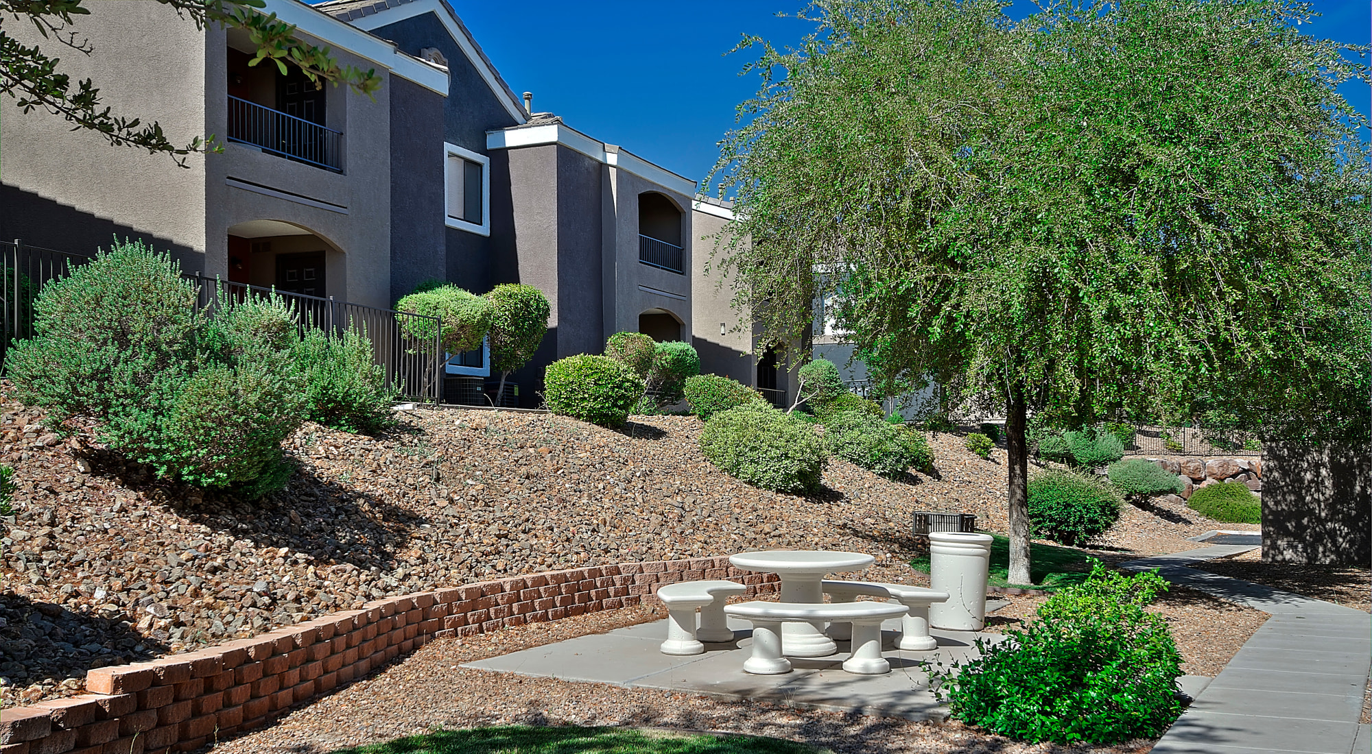 Luxury Henderson Nv Apartments For Rent Cielo Apartment Homes