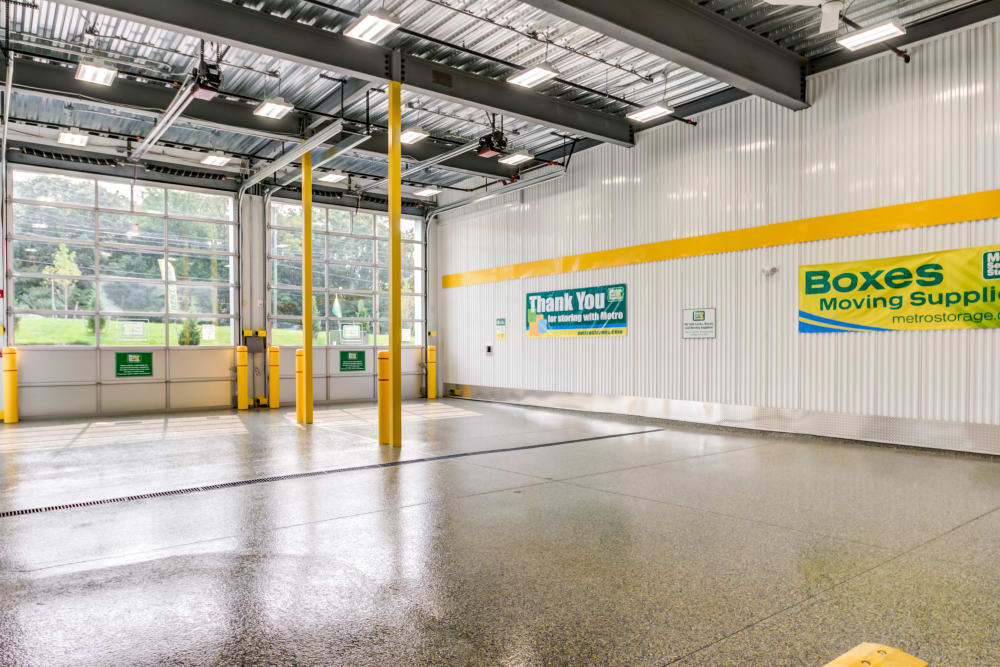 Spacious drive through access at Metro Self Storage in Monmouth Junction, NJ