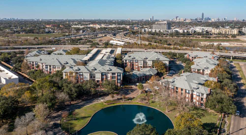 Neighborhood near Lakeside in Houston, Texas