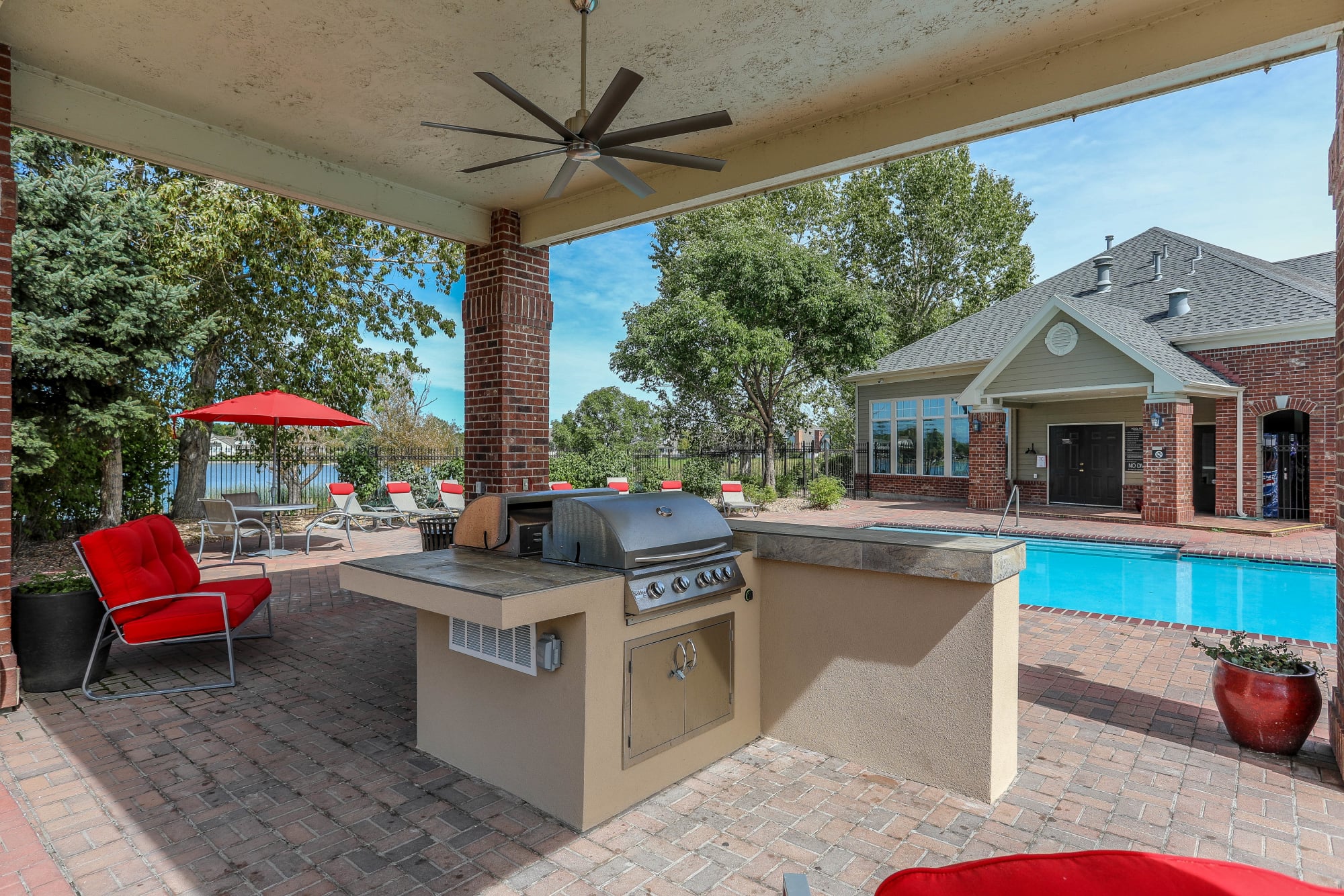 Photos of Promenade at Hunter's Glen Apartments in Thornton, CO