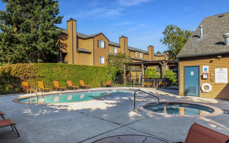 Aerial view of the property at Renaissance at 29th Apartments in Vancouver, Washingtonhj