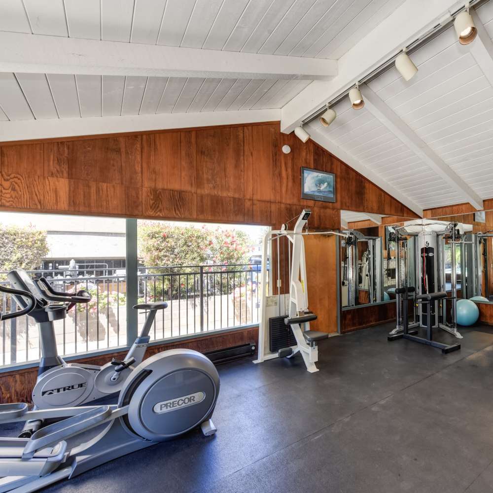 State-of-art fitness center at Fayette Arms Apartments in Mountain View, California,