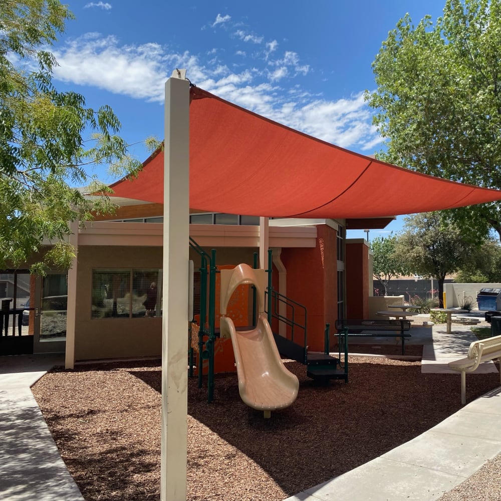 residents eating out near Tivoli Heights Village in Kingman, Arizona