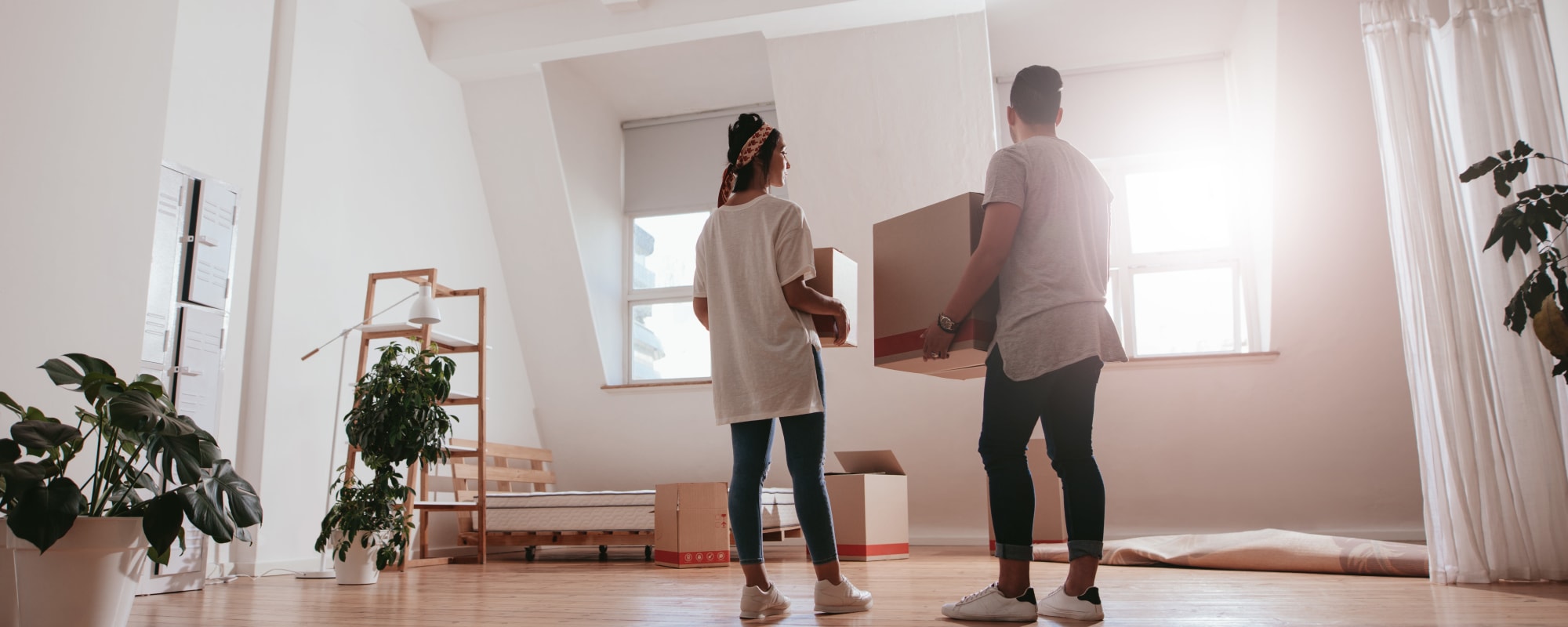 Couple moving into a new apartment from A3 Storage Centers in Odessa, Texas