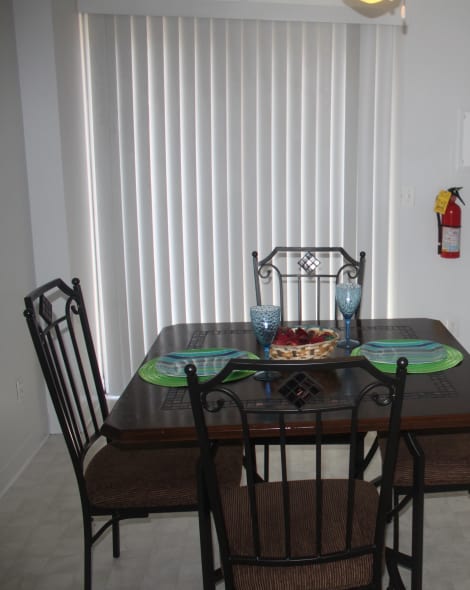 Dining Room at Campus Edge at Brigham