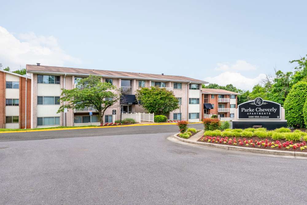 Charming community at Parke Cheverly Apartments in Hyattsville, Maryland