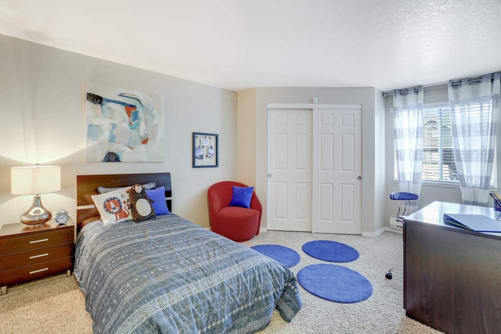 Apartment bedroom at Walnut Grove Landing Apartments in Vancouver, Washington