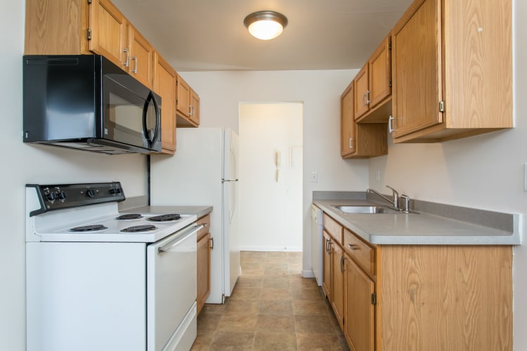 Well-equipped kitchen at Lake Vista Apartments in Rochester, NY