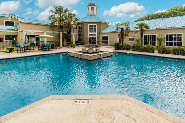 Beautiful swimming pool at The Pointe at Ramsgate in San Antonio, Texas