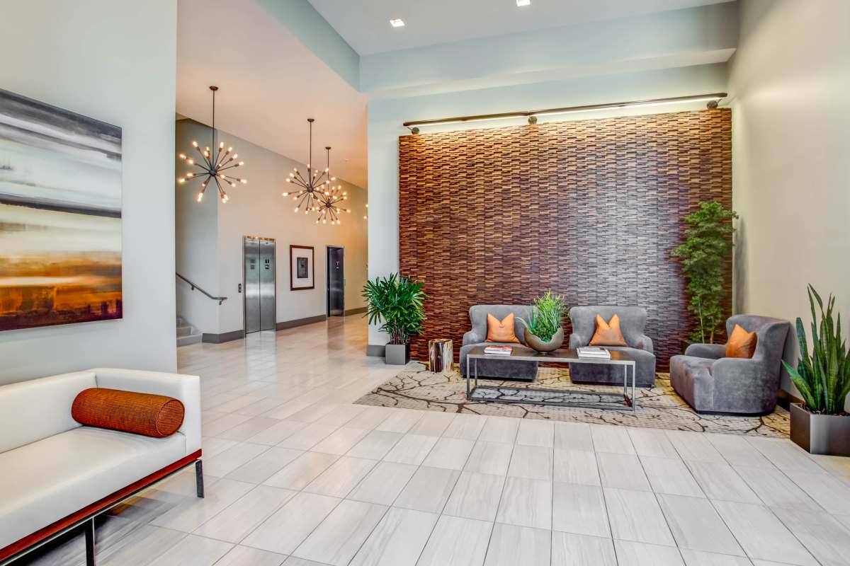 Community lounge with couch at Franklin 299 in Redwood City, California
