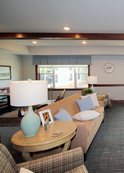 Sitting room at The Pillars of Mankato in Mankato, Minnesota