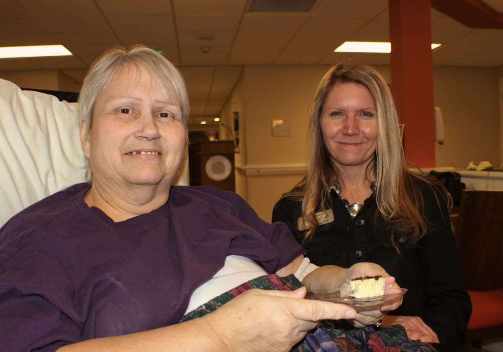 Resident and staff enjoying time together at Holton Manor in Elkhorn, Wisconsin