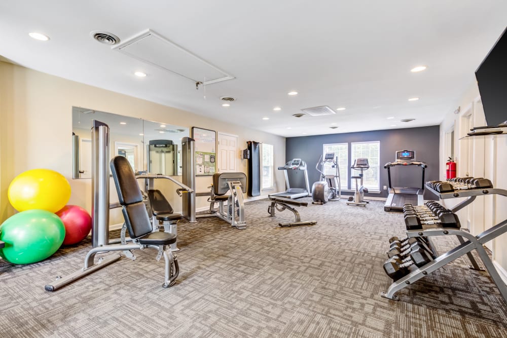 Aberdeen Apartments fitness center in Lawrence, Kansas