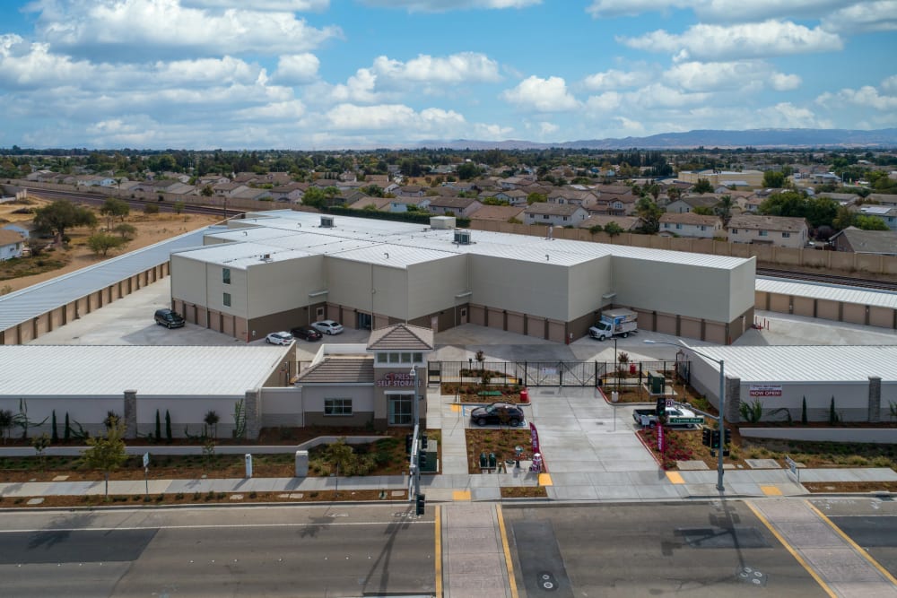 Drove view Cypress Self Storage in Oakley, California