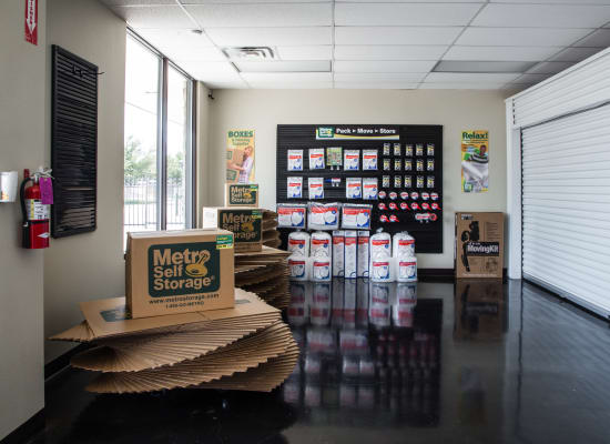 Facility Features offered at Metro Self Storage