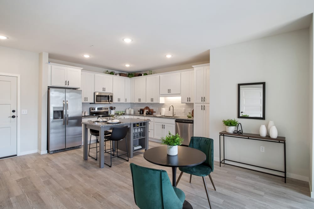 Dining room at Arasan Apartments in Shakopee, Minnesota