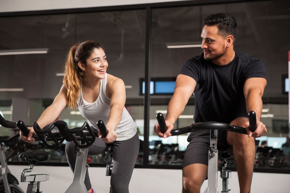 Residents enjoying the gym at Avenue 25 in Phoenix, Arizona
