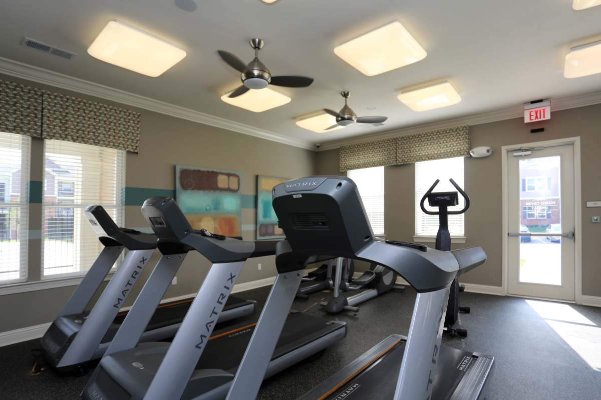 Fitness centre at Adams Crossing Apartment Homes in Waldorf, Maryland