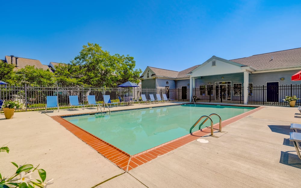 Swimming pool at Fox Run Apartments & Townhomes in Bear, Delaware